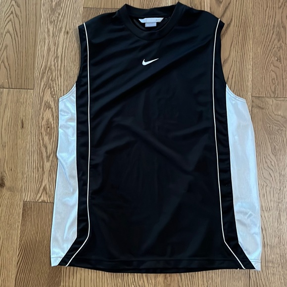 Vintage Black With Silver Stripe CENTER SWOOSH Nike Tank Top PERFECT CONDITION - Picture 1 of 3